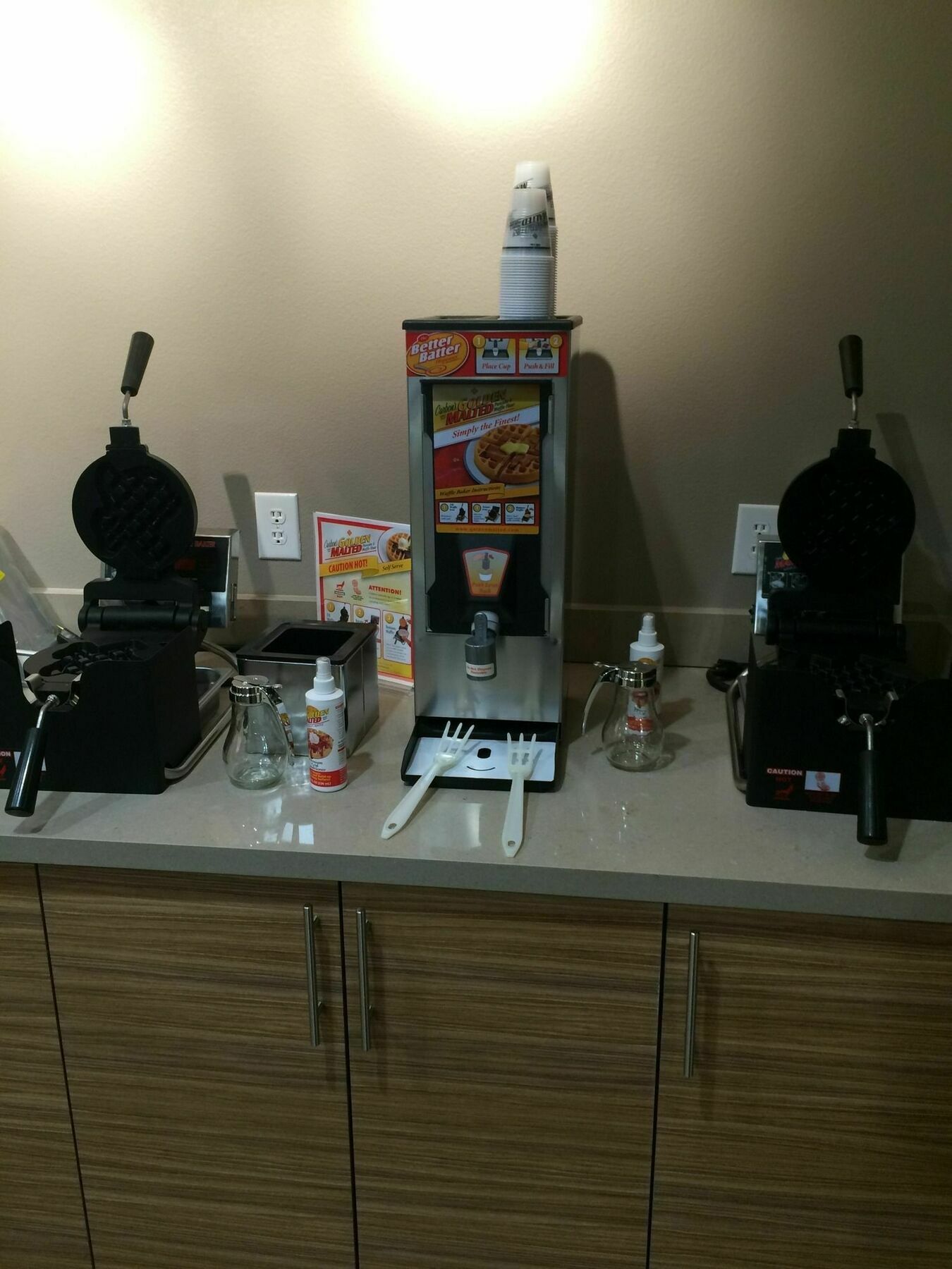 韦科南唐普雷斯套房酒店 外观 照片